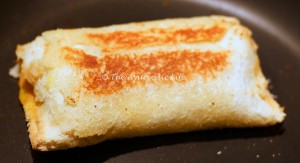 Bread Pockets - Golden Brown