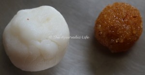 Kozhukattai - Rice covering + Poornam