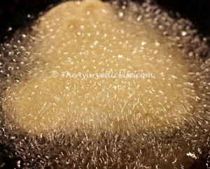 Thenkuzhal - Cooking in Oil