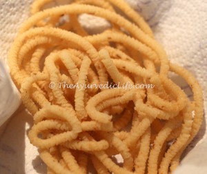 Thenkuzhal - Tissue