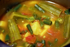 Arachuvitta Sambhar - Boiled Veggies