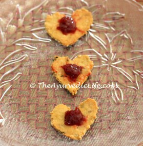 Wheat-Jowar Spiced Crackers - Jam